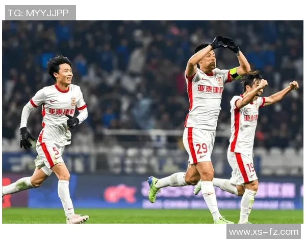 中超焦点战大逆转,补时绝杀上演“绿茵奇迹”